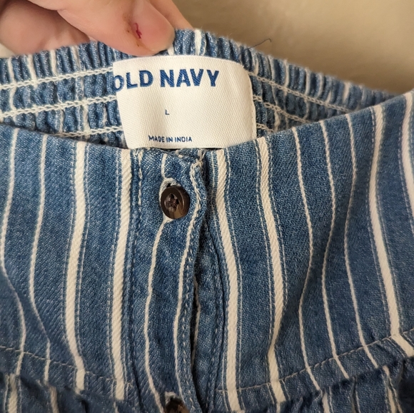 Old Navy Denim Striped Top - Picture 4 of 5